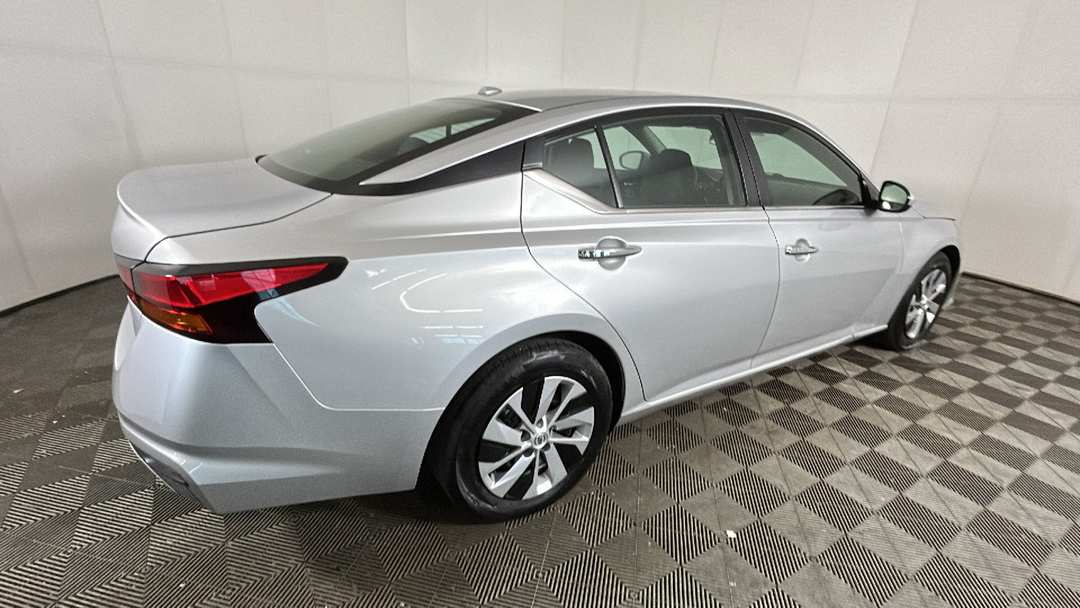 2020 Nissan Altima 2.5 S - Image 3