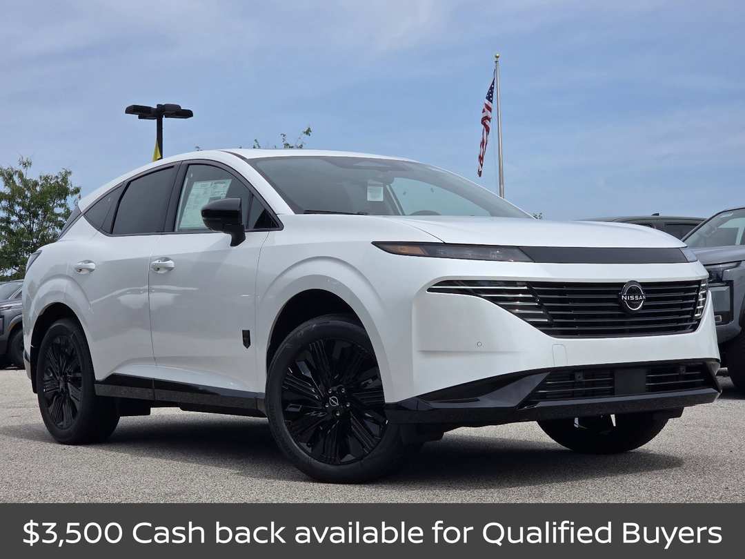 2027 Nissan Murano Dark Armor - Image 3