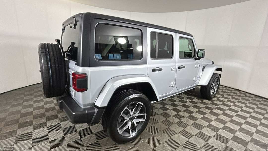 2024 Jeep Wrangler Sport S 4xe - Image 3