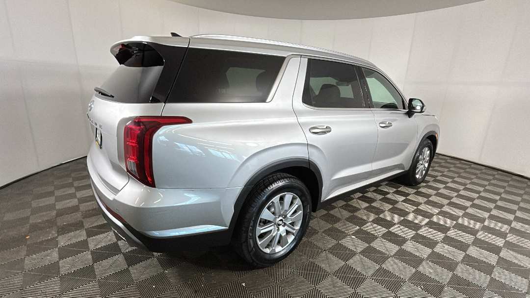 2024 Hyundai Palisade SEL - Image 3