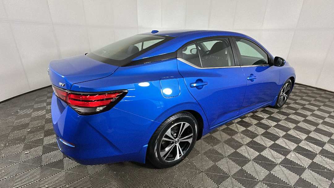 2020 Nissan Sentra SV - Image 3