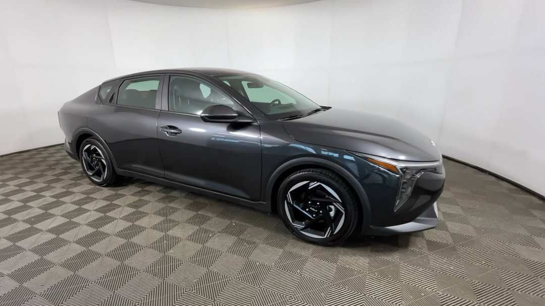 2025 Kia K4 EX - Image 3
