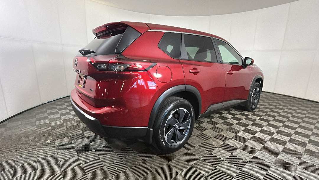 2026 Nissan Rogue SV - Image 3