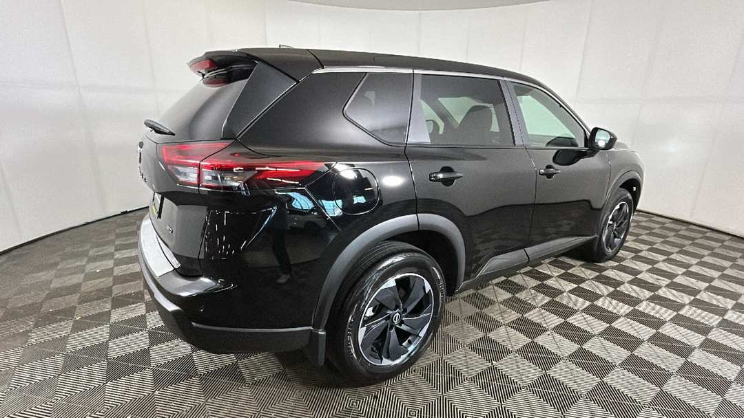 2026 Nissan Rogue SV - Image 3