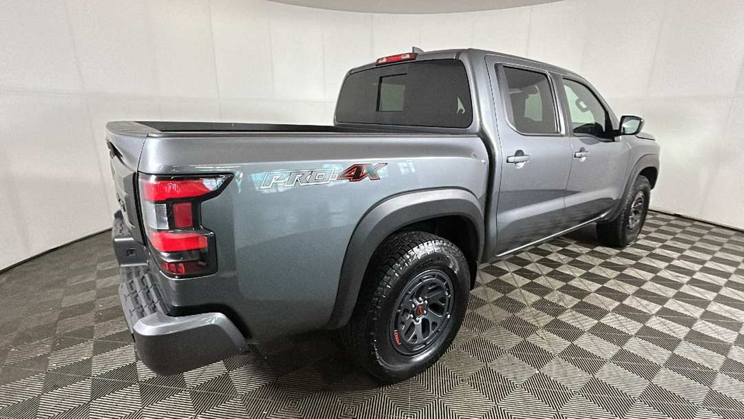 2026 Nissan Frontier PRO4X - Image 3